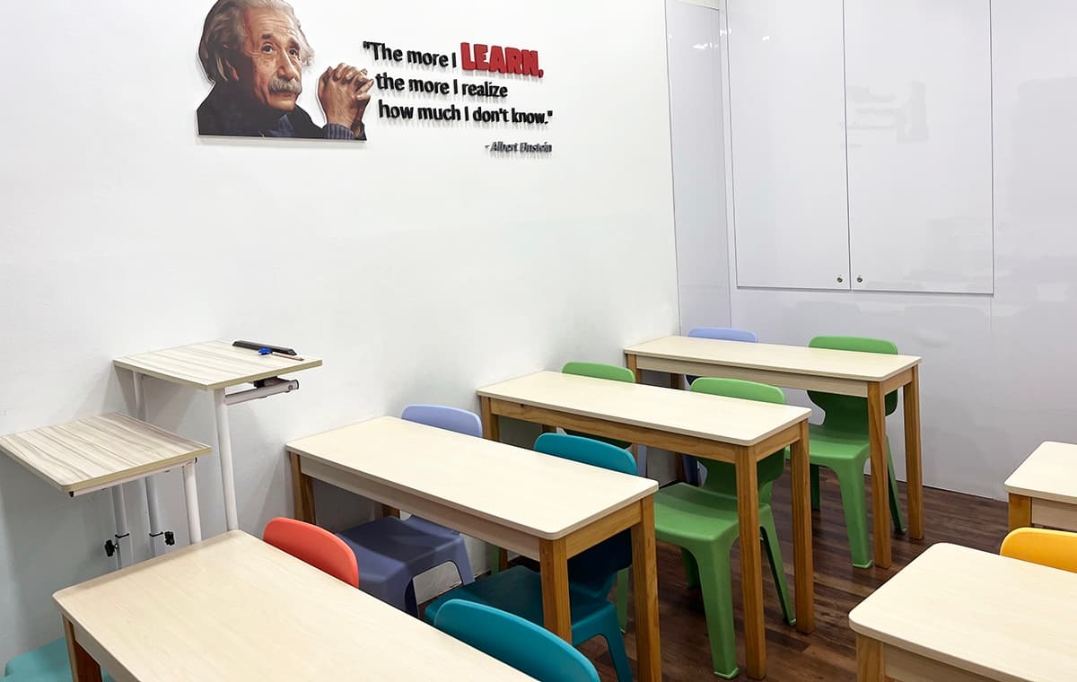 Learning environment at Mavis Tutorial Centre, Seletar Mall